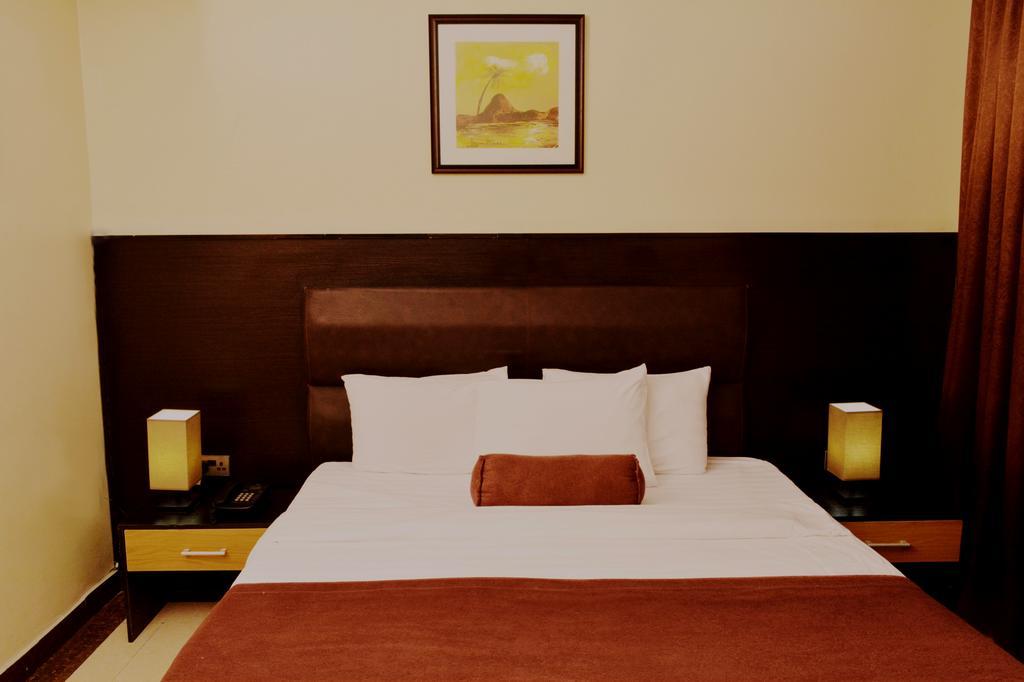 Sweet Spirit Hotel And Suites Danag - Port Harcourt Bagian luar foto