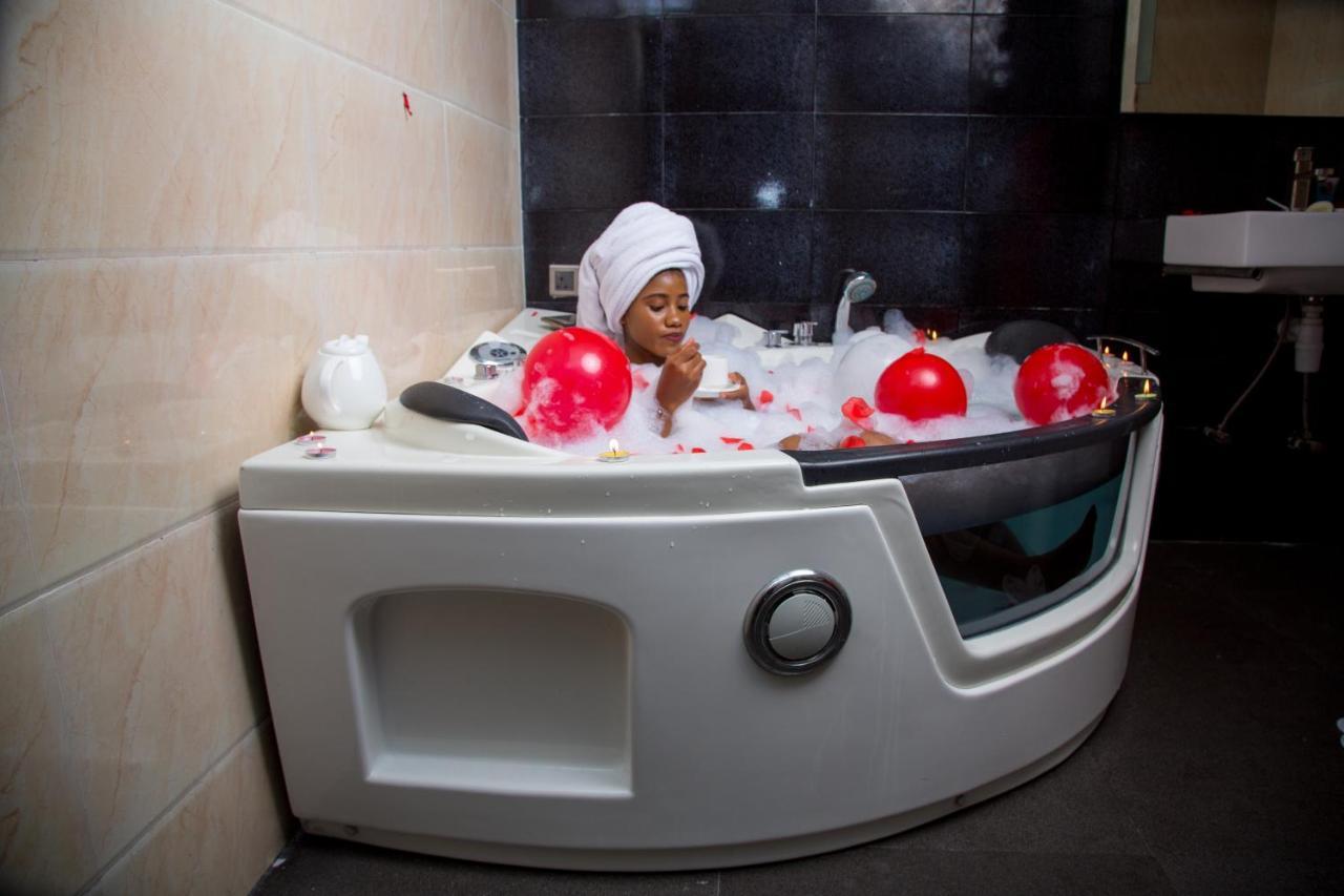 Sweet Spirit Hotel And Suites Danag - Port Harcourt Bagian luar foto