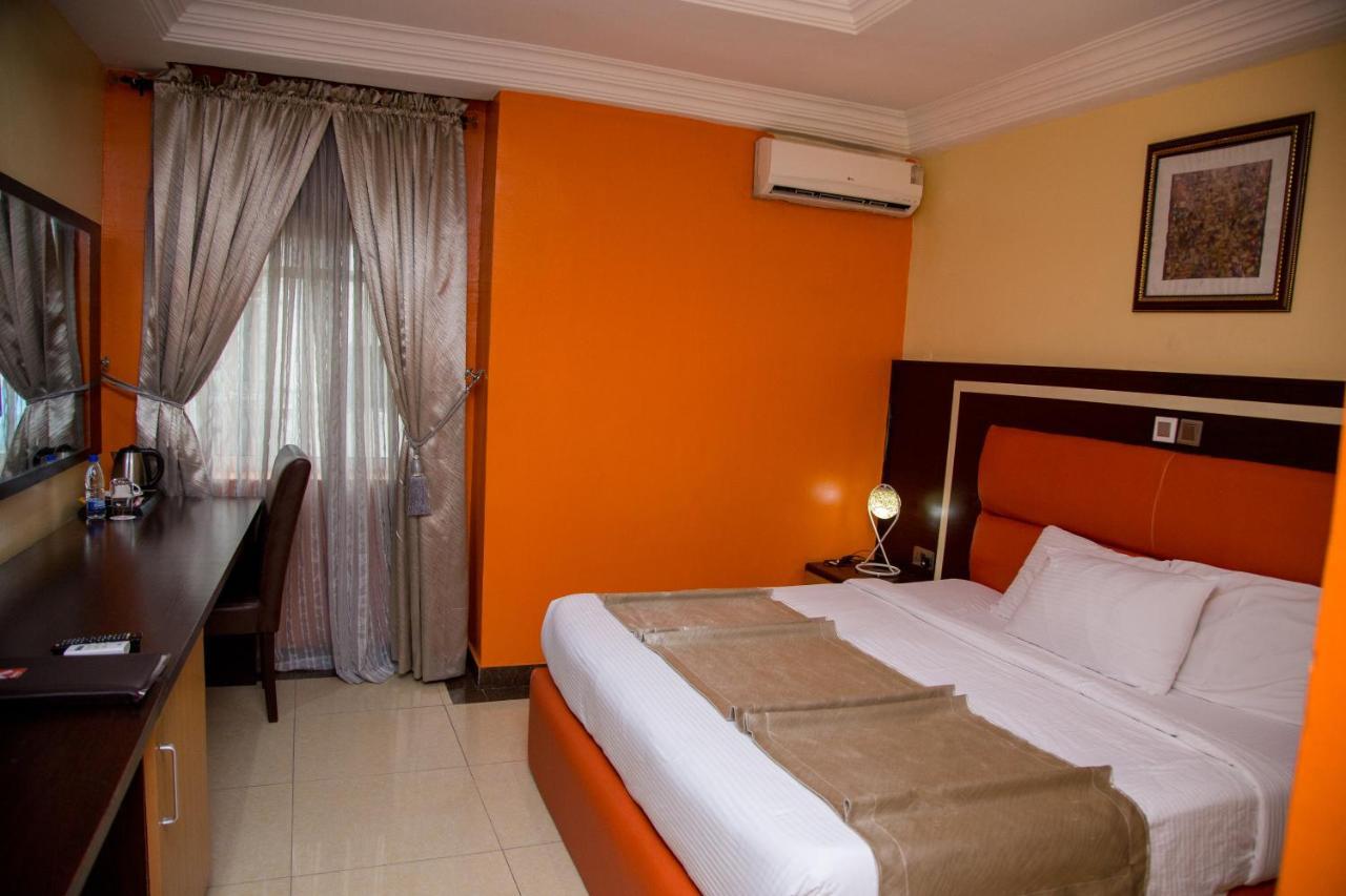 Sweet Spirit Hotel And Suites Danag - Port Harcourt Bagian luar foto